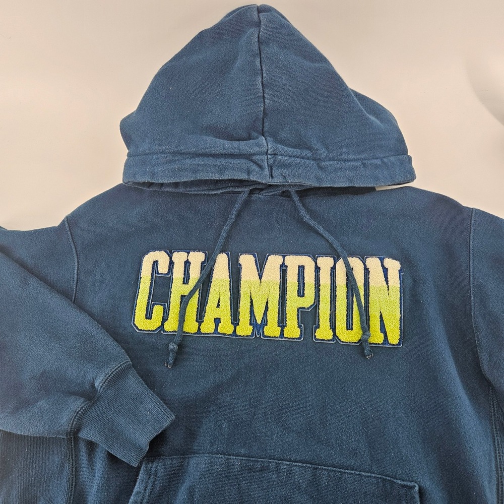 Champion Reverse Weave Navy Blue Chenille Logo Hoodie GF68 Mens Medium